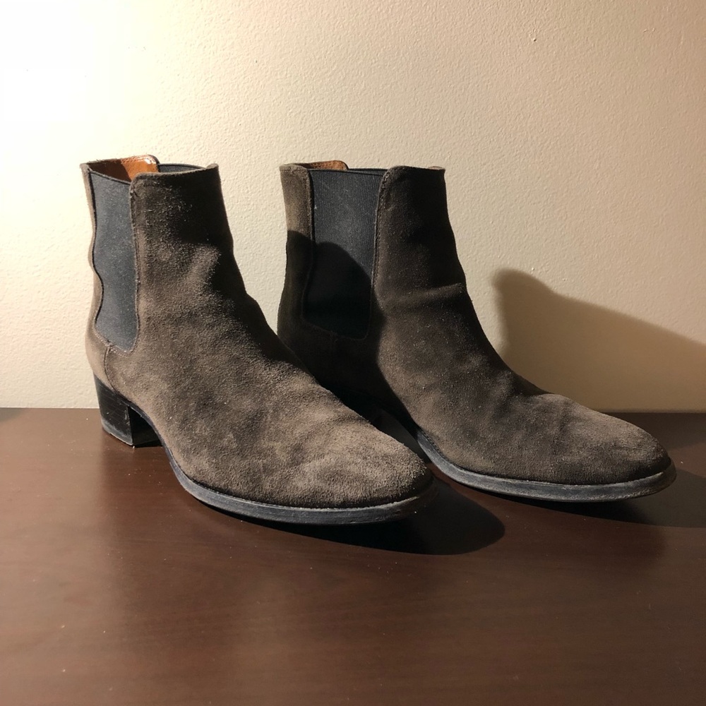Frye Chelsea Boots Suede